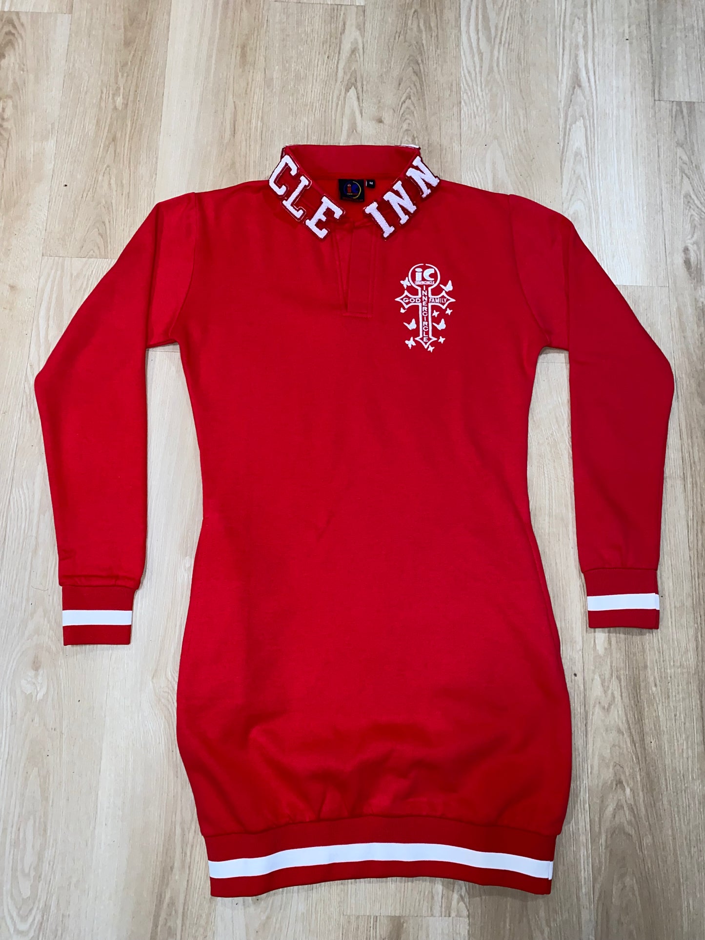 Women Red & White Designer Collar Body Dress